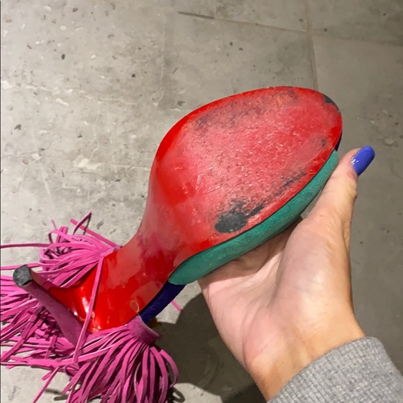 Louboutin - Picture 4 of 4